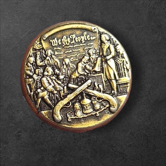 Vintage NRA We The People Lapel Pin Patriotic 2nd Amendment Rights Collectible - Picture 2 of 4